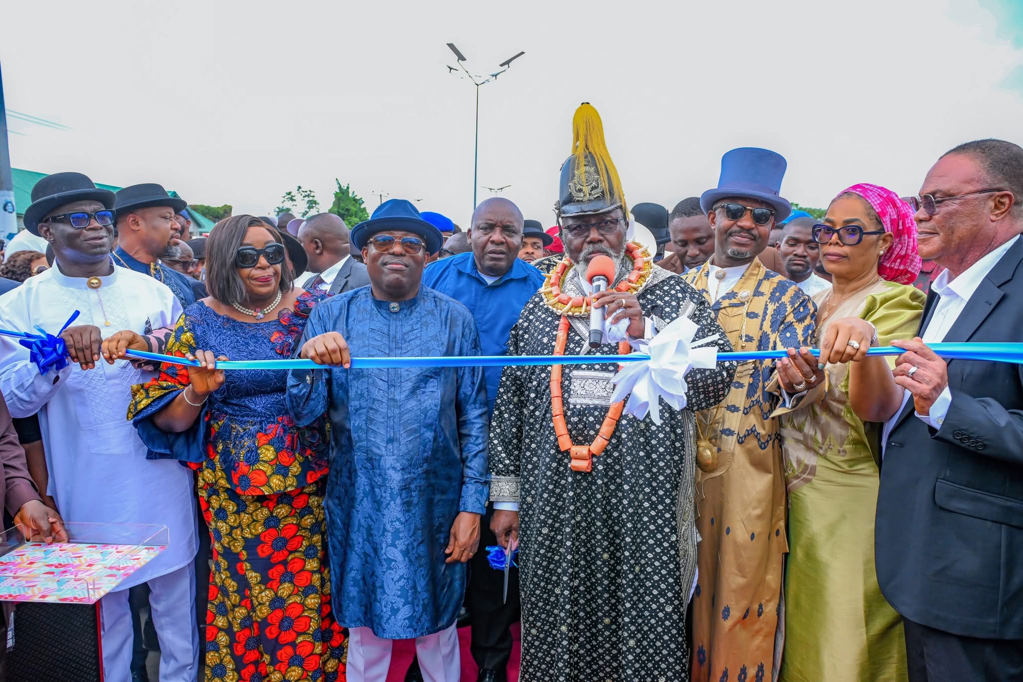 FUBARA UNVEILS RECONSTRUCTED  BUGUMA- DEGEMA  ABONNEMA ROAD
