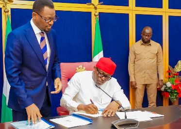 GOV FUBARA SIGNS 2026 APPROPRIATION BILL INTO LAW, HAILS NEW ERA OF COOPERATION
